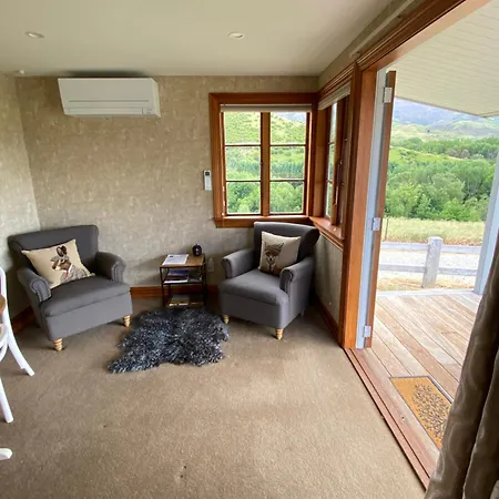 Rose Creek Cottage-2